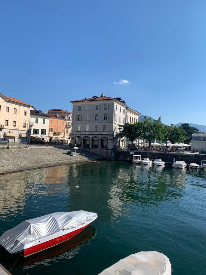 Palazzo Clerici Apartment Luino Luaran gambar