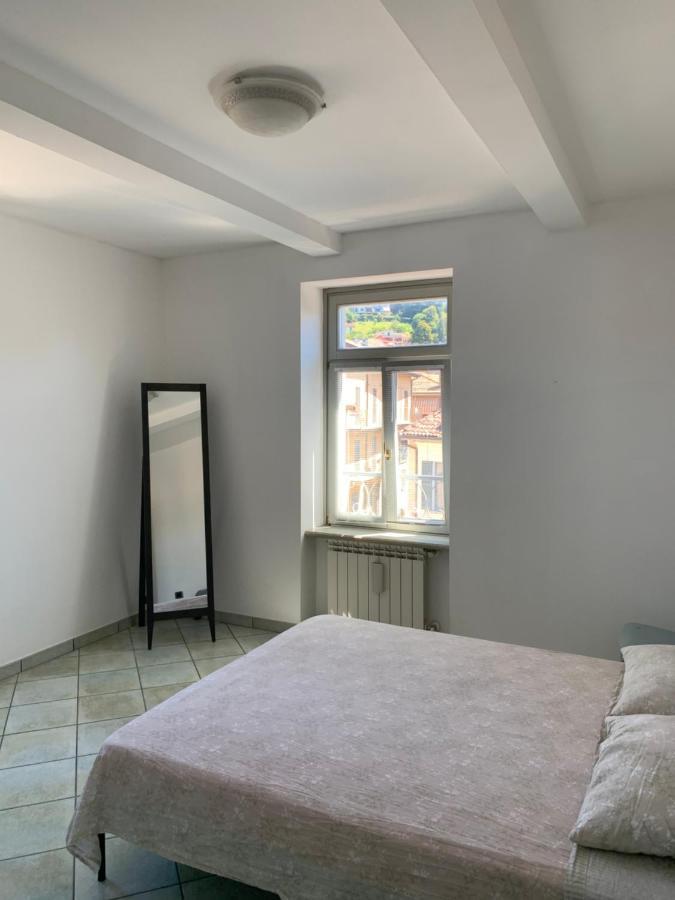 Palazzo Clerici Apartment Luino Luaran gambar